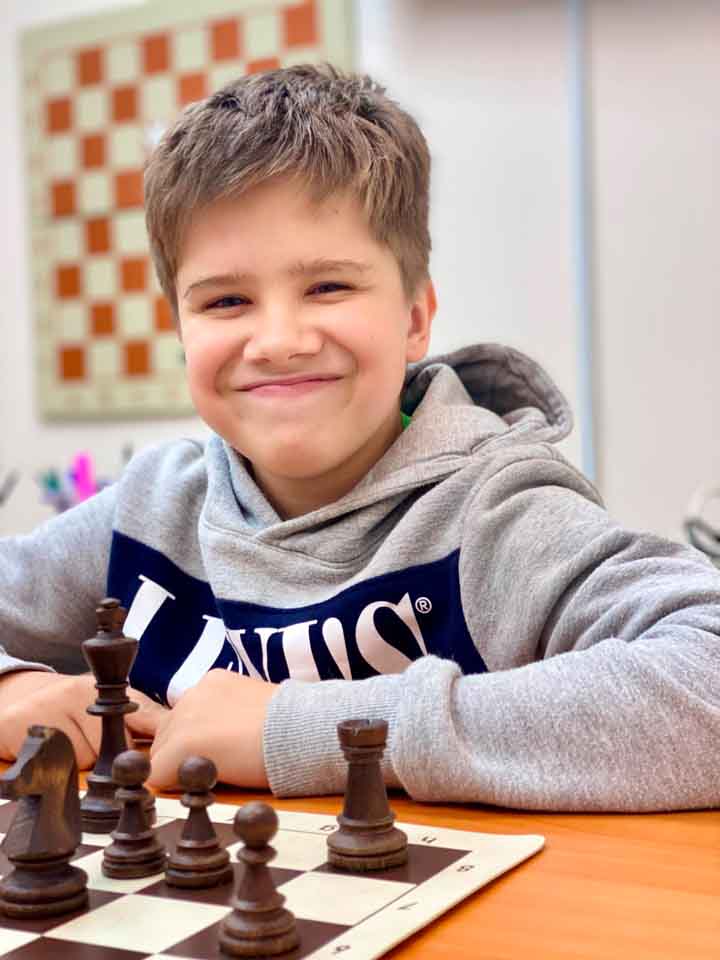 Обучение-детей-шахматам-Иркутск